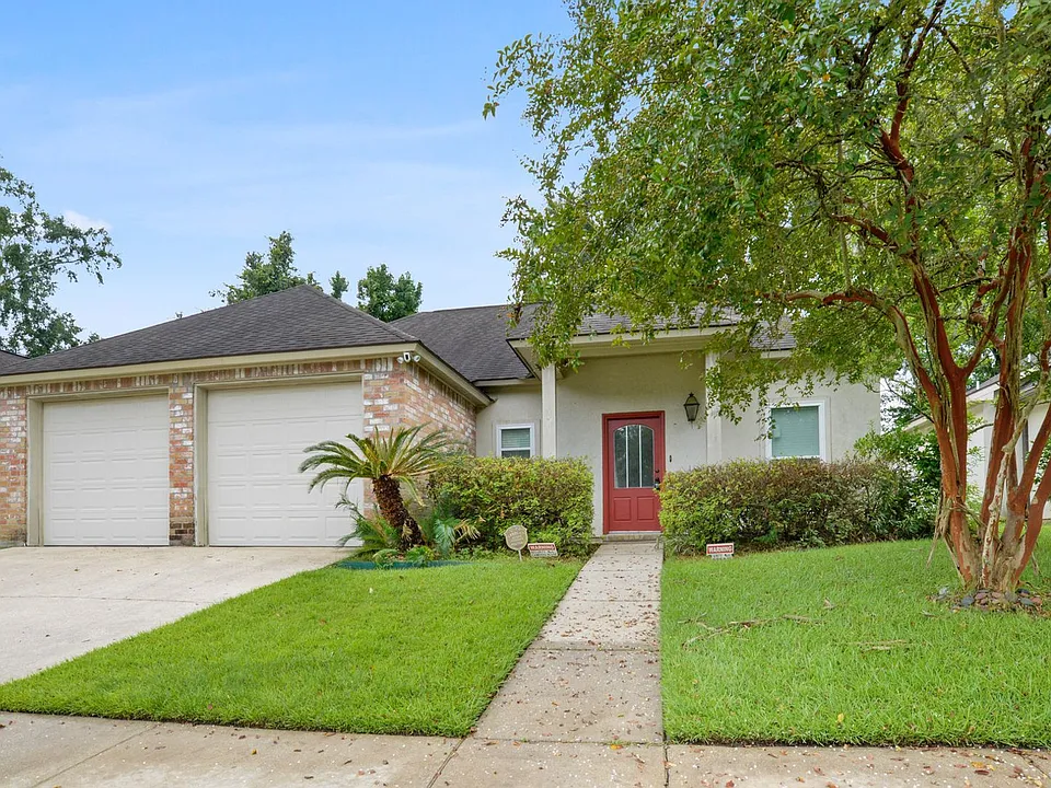 9442 Boone Dr