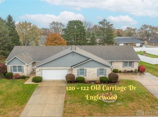 120-122 Old Carriage Dr, Englewood, OH