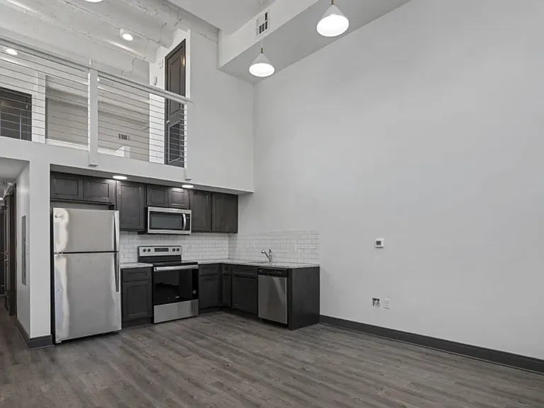 Lofts at Municipal — Photo 15