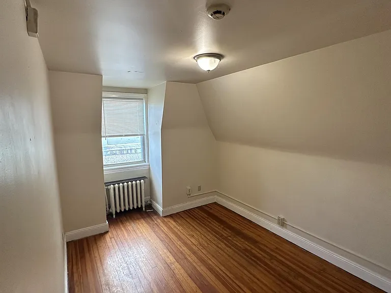 192 Lark St — Photo 9