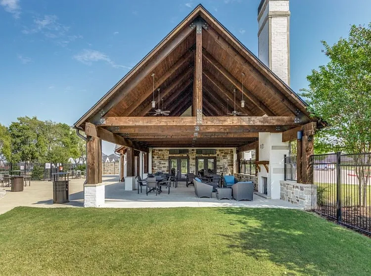 3091 Bates Dr — Photo 19