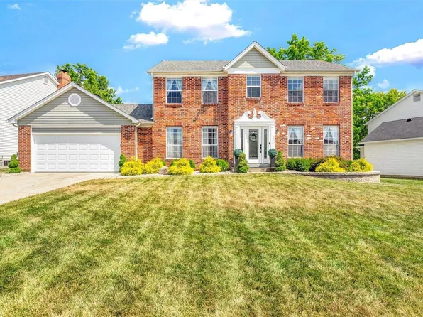 916 Weatherstone Dr, Saint Charles, MO 63304