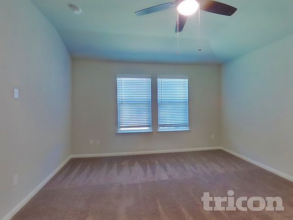 5th image of 13507 Emerson Way