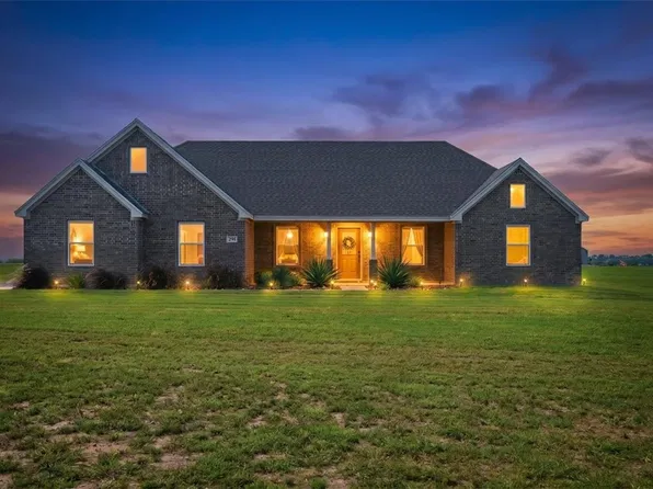 291 Kana Rd, Sandia, TX 78383