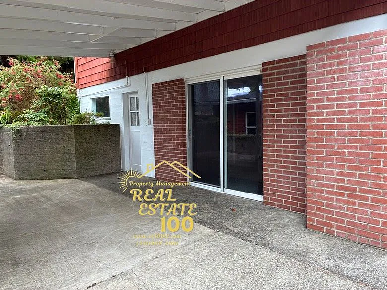 1715 Northwest 35th Place - 603MRG - 603MRG — Photo 2