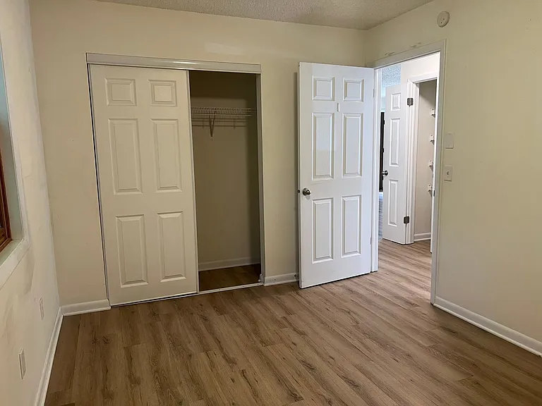 The Residence at Fort Hunter — Photo 32
