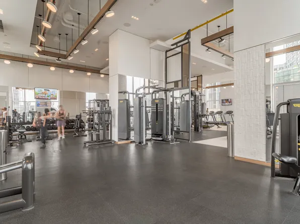 138 Willoughby Street image 20 of 42