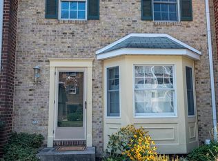 333 Valley View Dr, Waynesboro, PA 17268