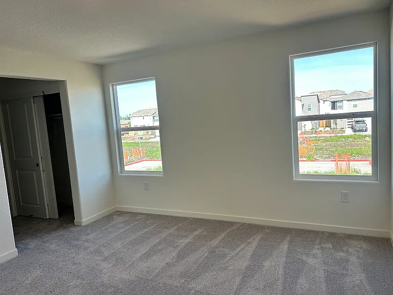 1127 Bengal Loop — Photo 12