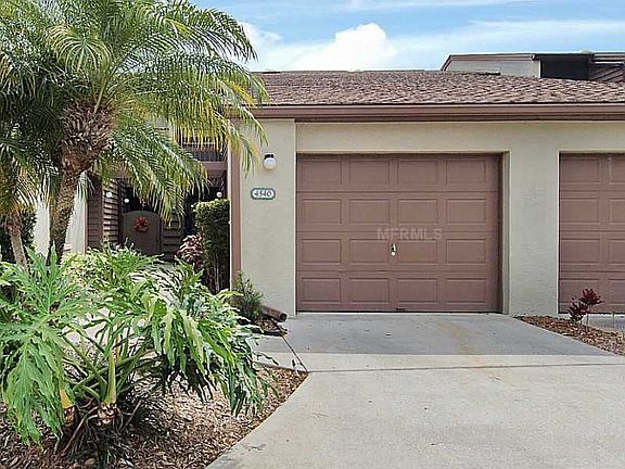 3rd image of 4540 Park Lake Ter N