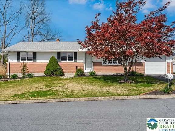 3rd image of 2141 Aster Rd