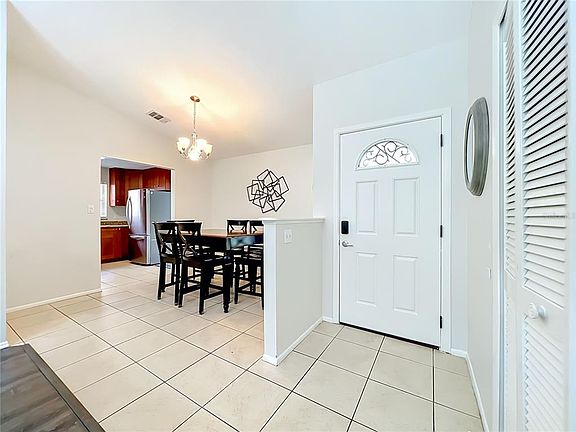 3rd image of 1050 ABELL CIRCLE