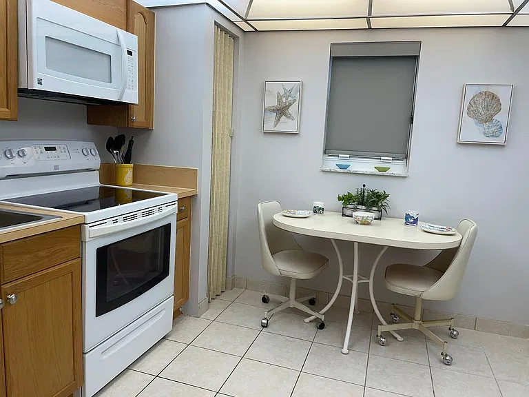 4629 Poinciana St #211 — Photo 16
