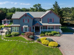 4 Equestrian Dr, Galloway, NJ 08205