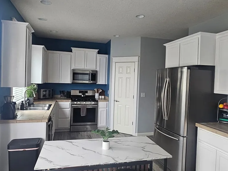 17202 NE 13th Ave — Photo 6