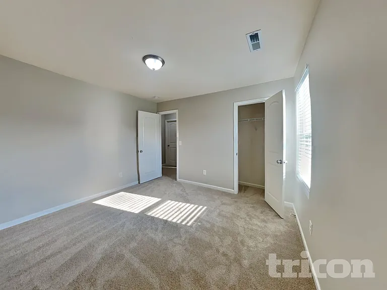 1110 Langston Dr — Photo 13