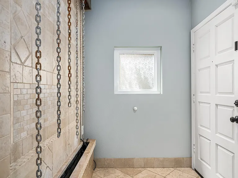 8212 E White Fir Ln — Photo 5