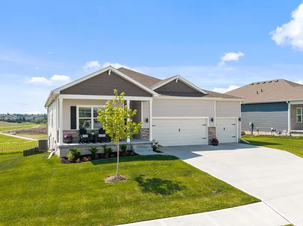 17613 Rose Lane Rd, Omaha, NE 68137