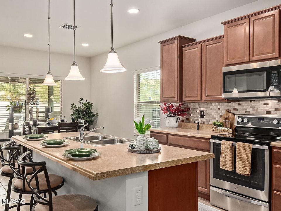 1st image of 33938 S Garrison Ln