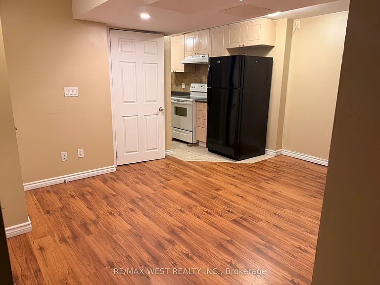 6409 Torre Dr #BASEMENT — Photo 11