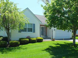 2 Abbewood Dr, Enfield, CT 06082