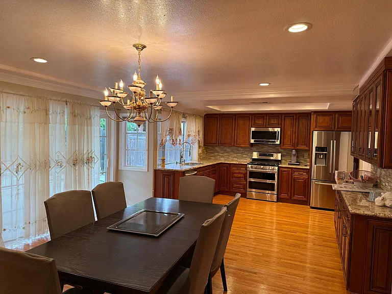20232 W Lorne St — Photo 4