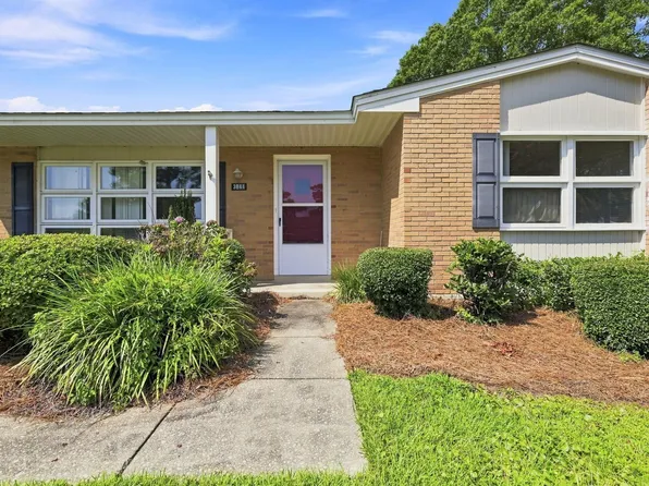 3841 Spruce Dr., Myrtle Beach, SC 29577