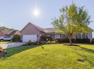 126 Stone Trace Dr, Chillicothe, OH 45601