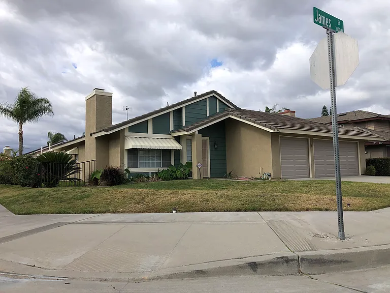 3142 W James St — Photo 23