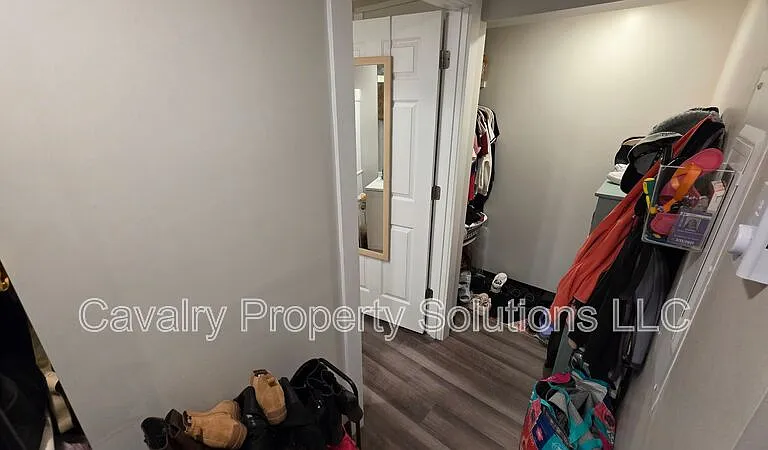 3947 E Calvary Rd #202 — Photo 2