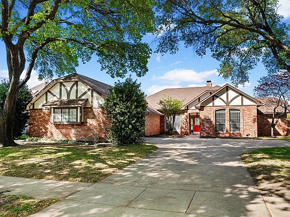 3rd image of 3121 Ridge Oak Dr