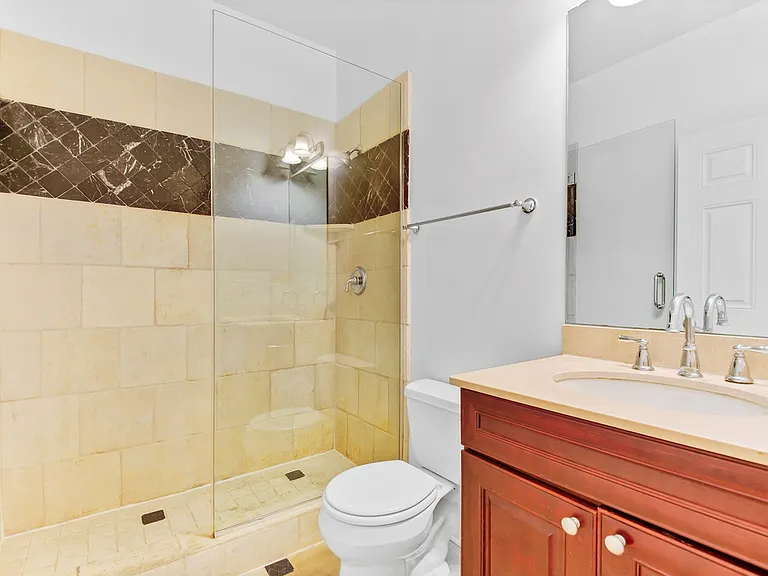 3355 N Clark St #5S — Photo 15