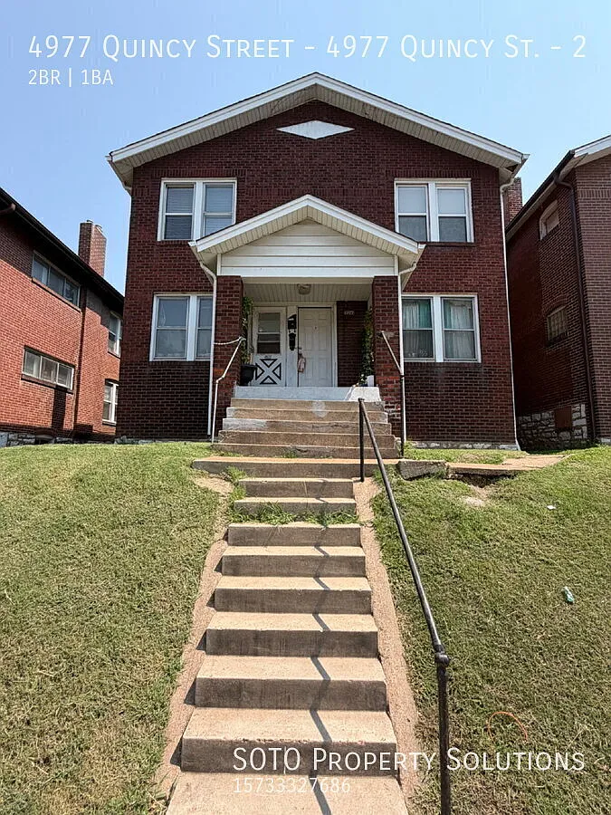 "Charming 2-Bedroom Duplex in Vibrant St. Louis Neighborhood!" — Photo 1