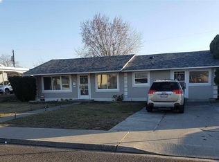 1124 Lincoln Dr, Pasco, WA 99301