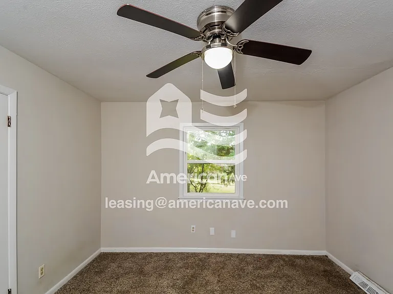 632760_004_wm_-_main_bedroom_13156044.jpg
