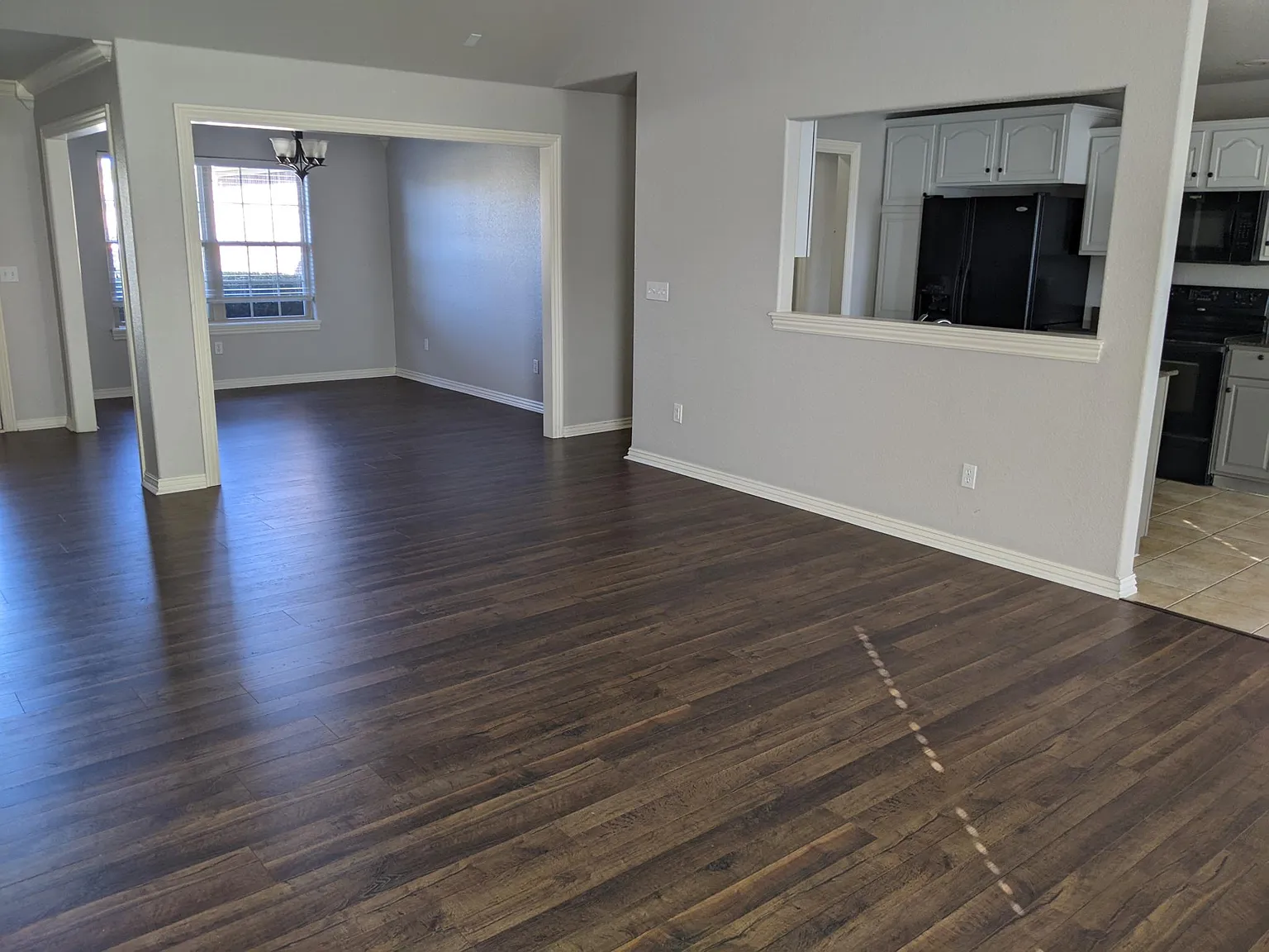 3 bed, 1667 sqft, $1,875 — Photo 2