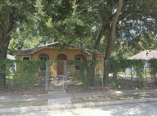 1014 Satsuma St, Pasadena, TX 77506