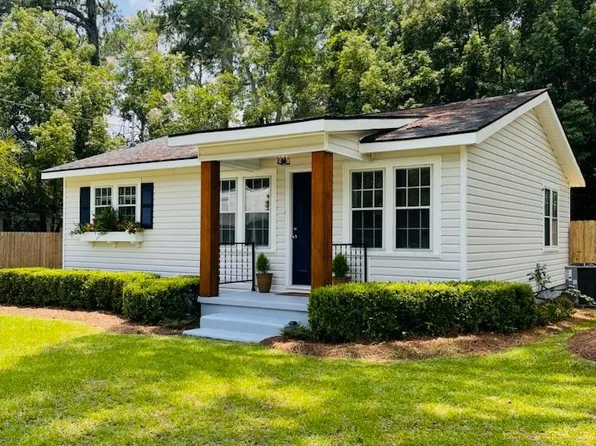 305 Chism Ave, Nashville, GA 31639