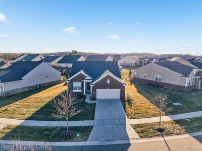1155 Lark St, Lake Orion, MI, 48360