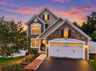 33 Foxcrest Rdg, Staunton, VA 24401
