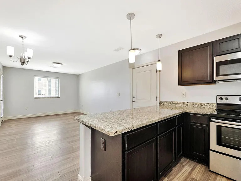 The Flats at Chisholm Creek — Photo 9