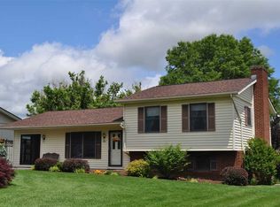 189 Morningside Dr, Broadway, VA 22815