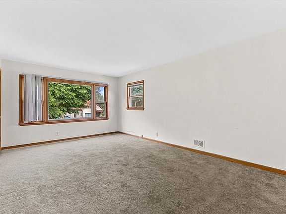 4th image of 4722 N 49th STREET #4724