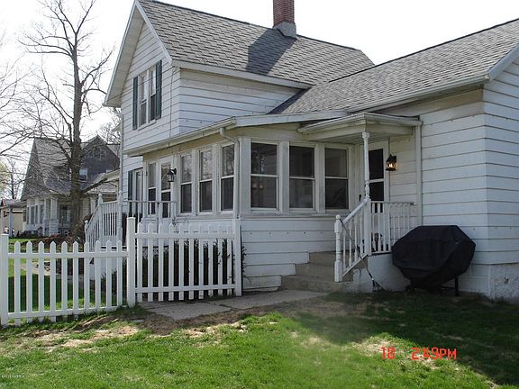 3rd image of 9 Hillsborough St