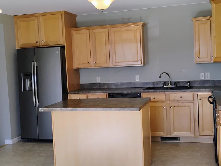 403 Shadetree Blvd — Photo 6