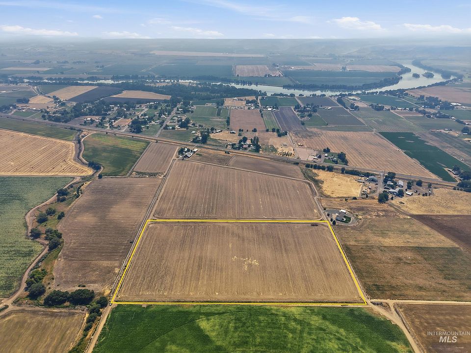1st image of Indianhead Rd