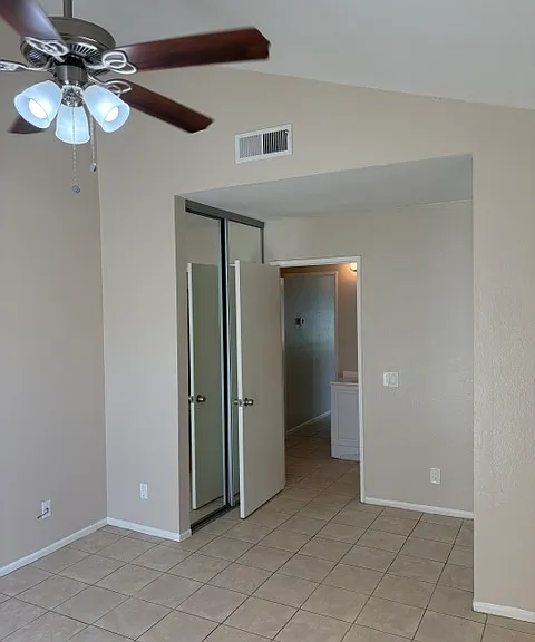 1227 Vista Serena Ave #1227 — Photo 9