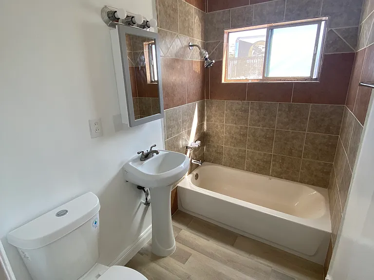 8421 Cedartree Rd #B — Photo 14