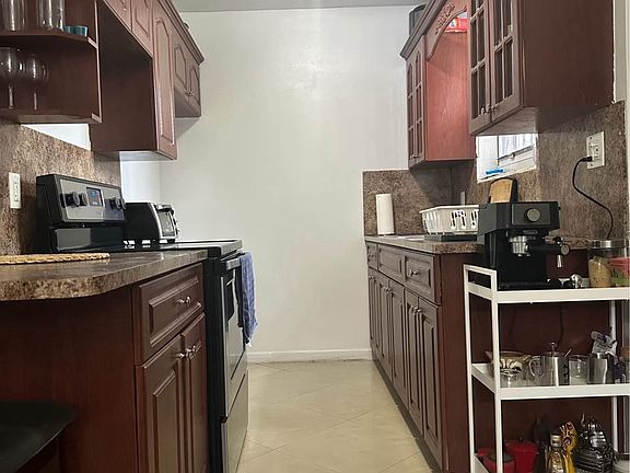 4th image of 12100 NW 17th Ave