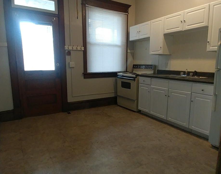 1st image of 79 W Church St APT 3